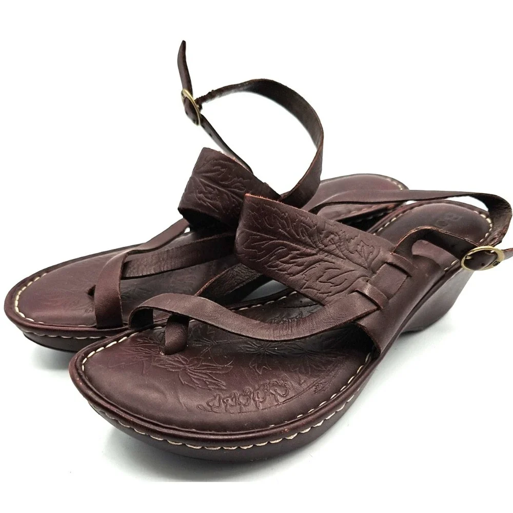 Born Womens 7 Brown Leather Wedge Thong Sandals Slingback Comfort Floral